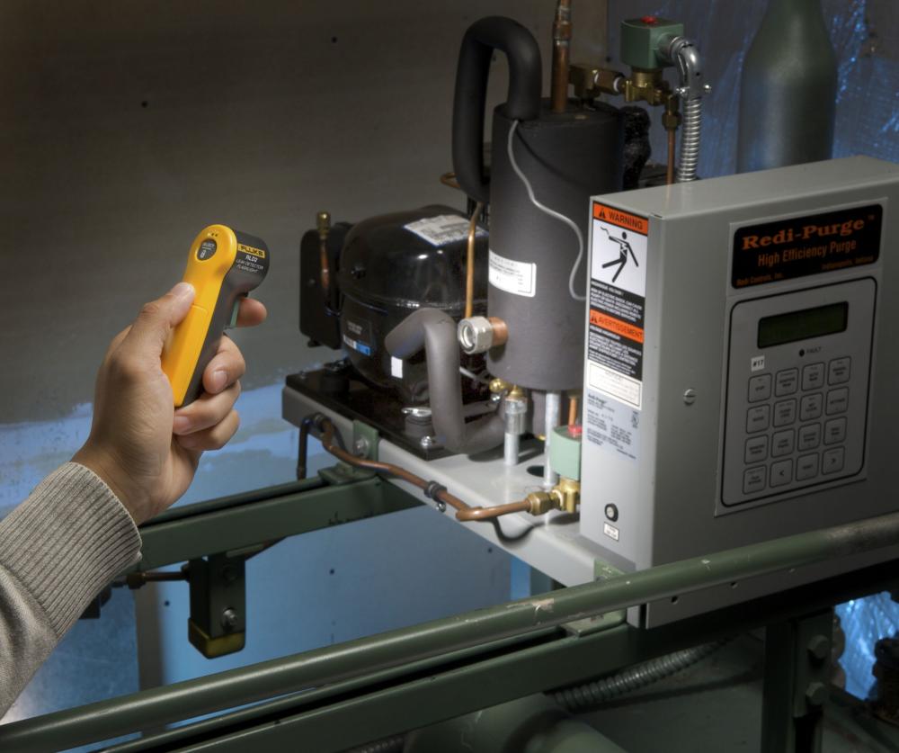 LEAK DETECTOR FLASHLIGHT HVAC